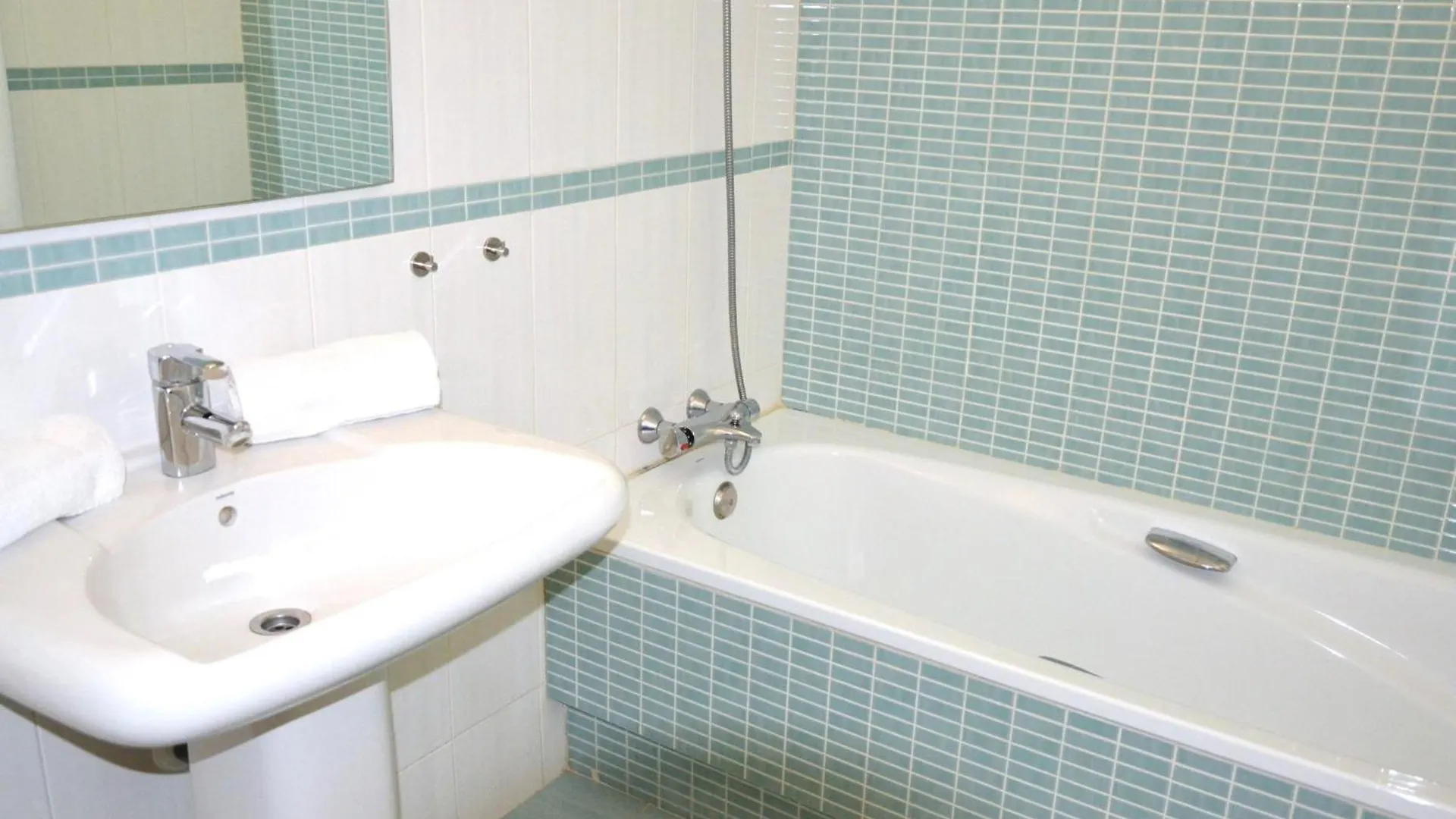 Ferienwohnung Rsh14A - Terrace With Hot Tub And Fantastic Views Estepona Apartment