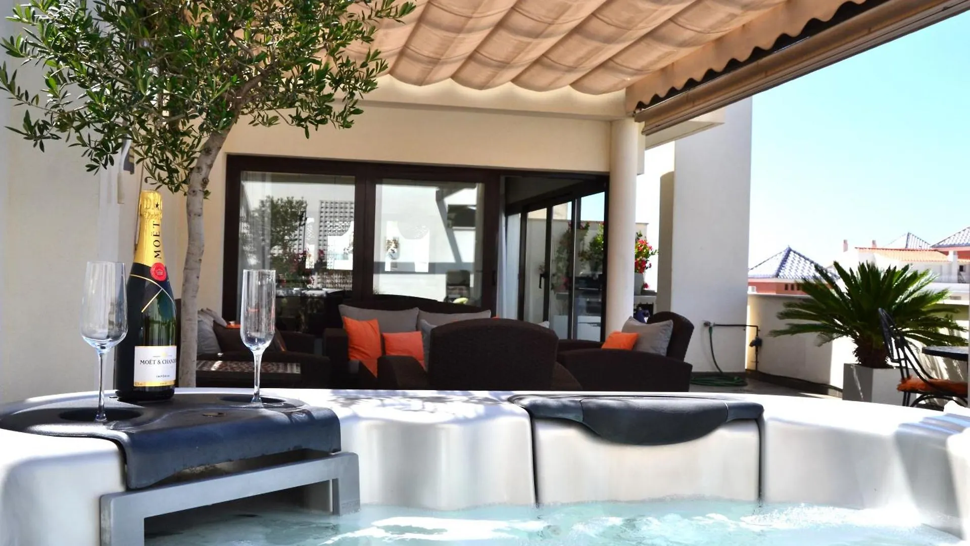 Ferienwohnung Rsh14A - Terrace With Hot Tub And Fantastic Views Estepona