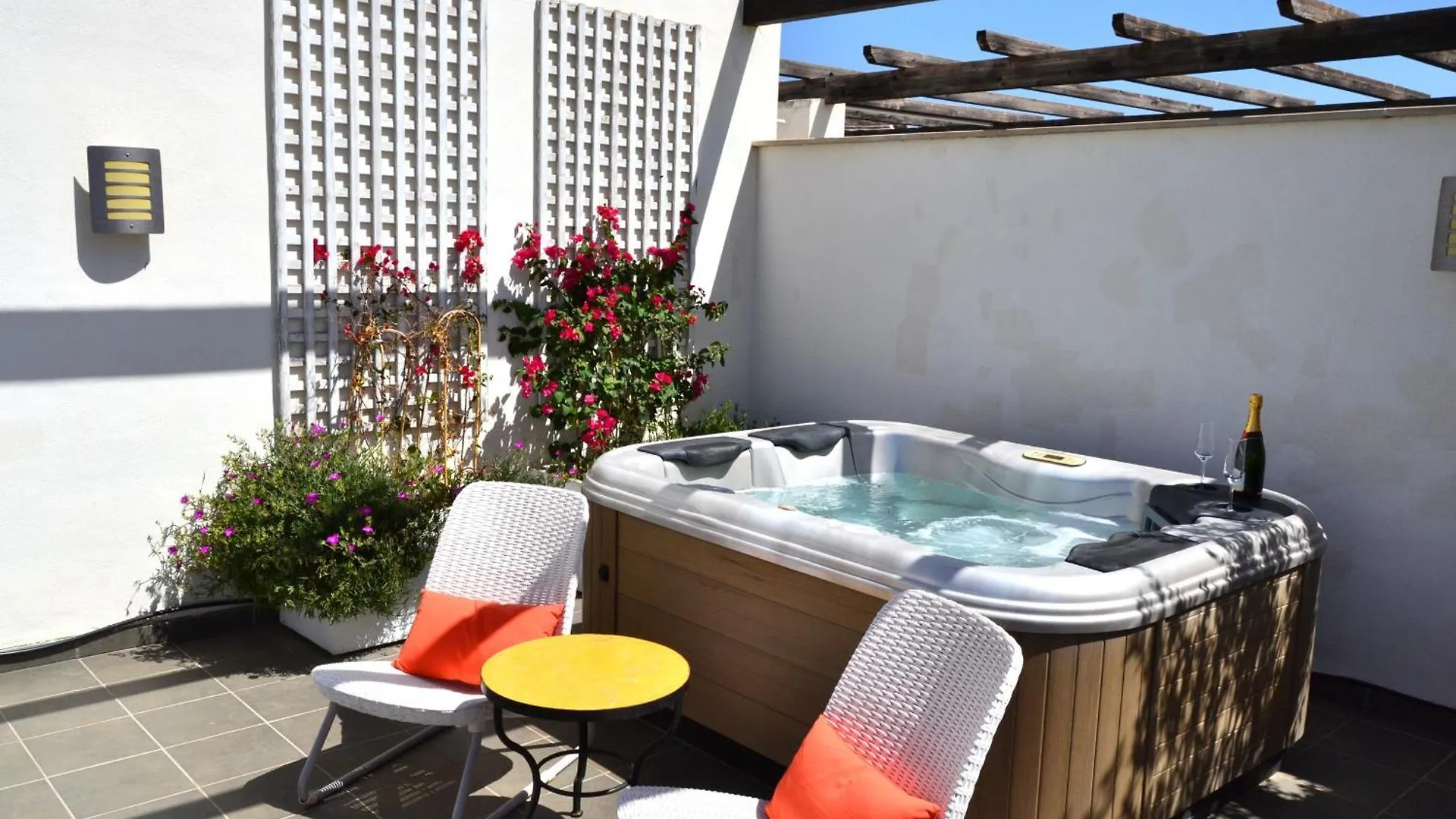 Rsh14A - Terrace With Hot Tub And Fantastic Views Apartment Estepona